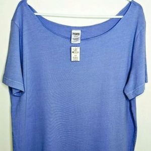 Victoria's Secret Women's Relaxed T-shirt -Large